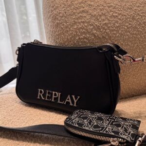 Replay crossbody