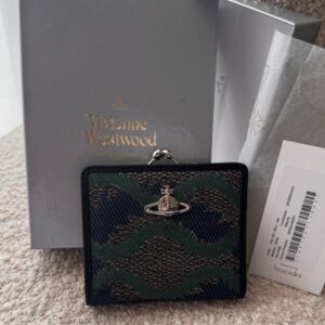 Vivienne Westwood I ri