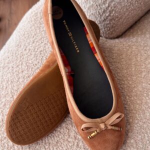 Tommy Hilfiger nr 38 Te reja