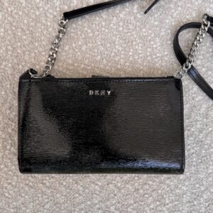 Dkny crossbody si e re