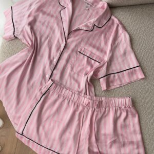 Victoria's Secret Masa M