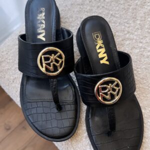 Dkny Nr 36.5